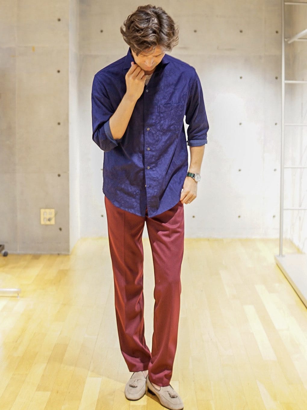 MEN'S BIGIのブライトサージストレッチパンツを使ったコーディネートを紹介します。｜Rakuten Fashion(楽天ファッション／旧楽天ブランドアベニュー)2084865