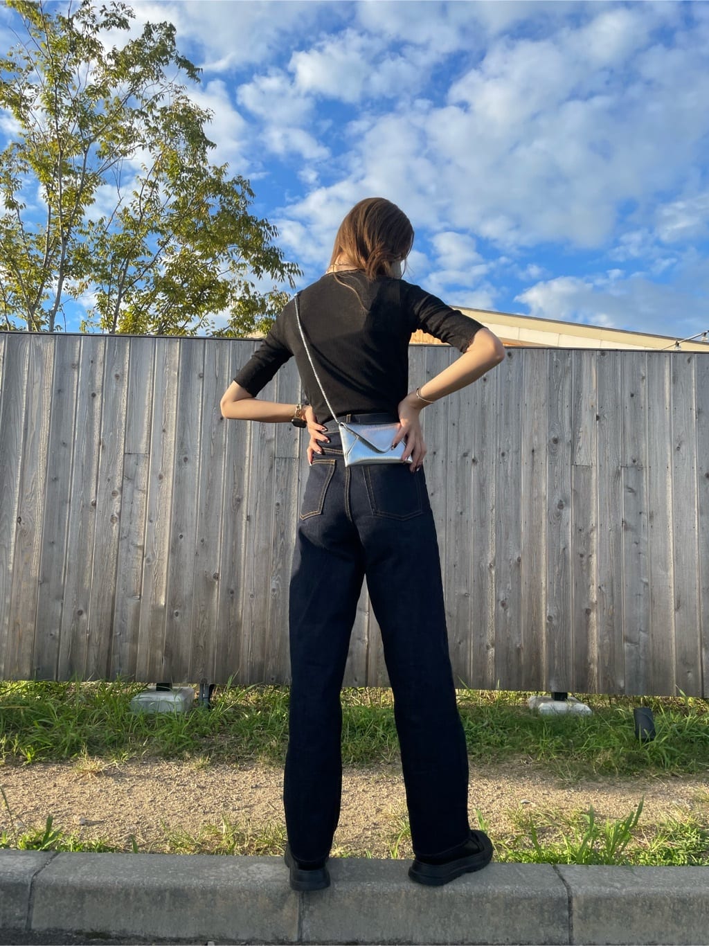 AZUL by moussyのHIGH WAIST DENIM WIDE IIIを使ったコーディネート