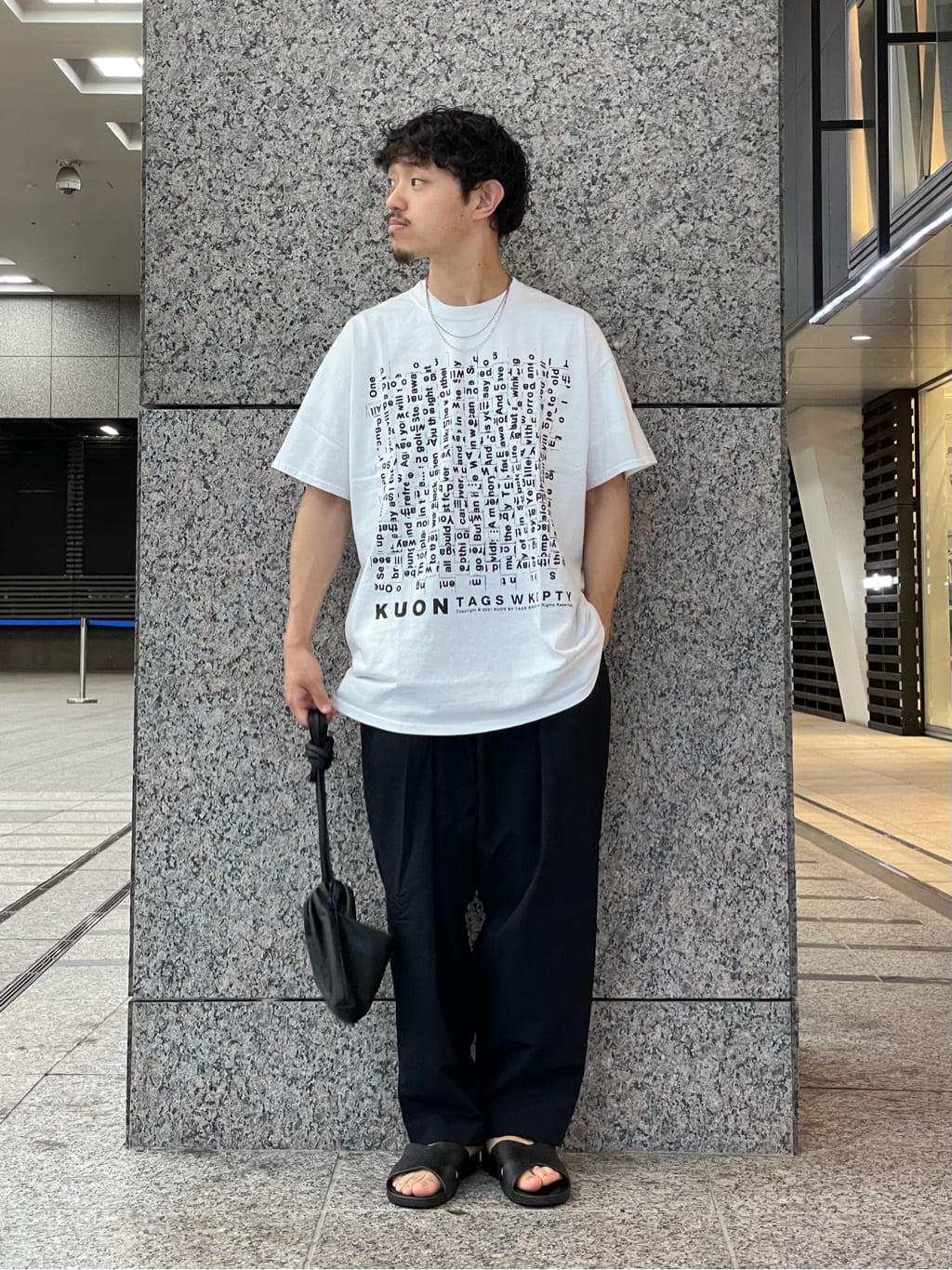 WISMのコーディネートを紹介します。｜Rakuten Fashion(楽天ファッション／旧楽天ブランドアベニュー)2105157