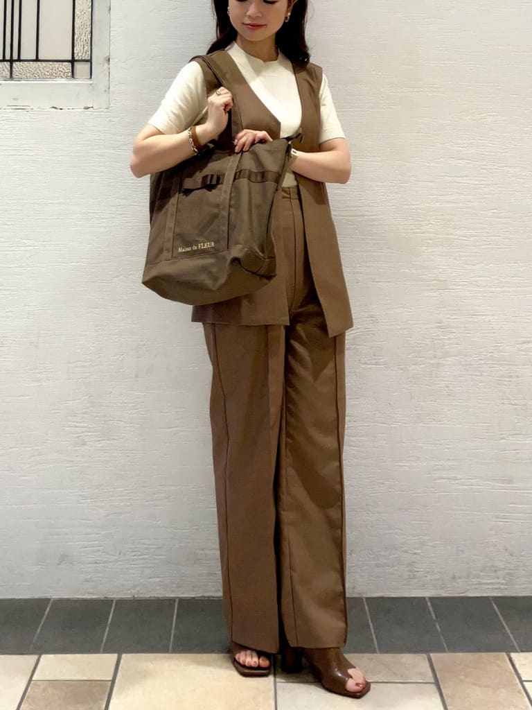 Maison de FLEURのコーディネートを紹介します。｜Rakuten Fashion(楽天ファッション／旧楽天ブランドアベニュー)2131724