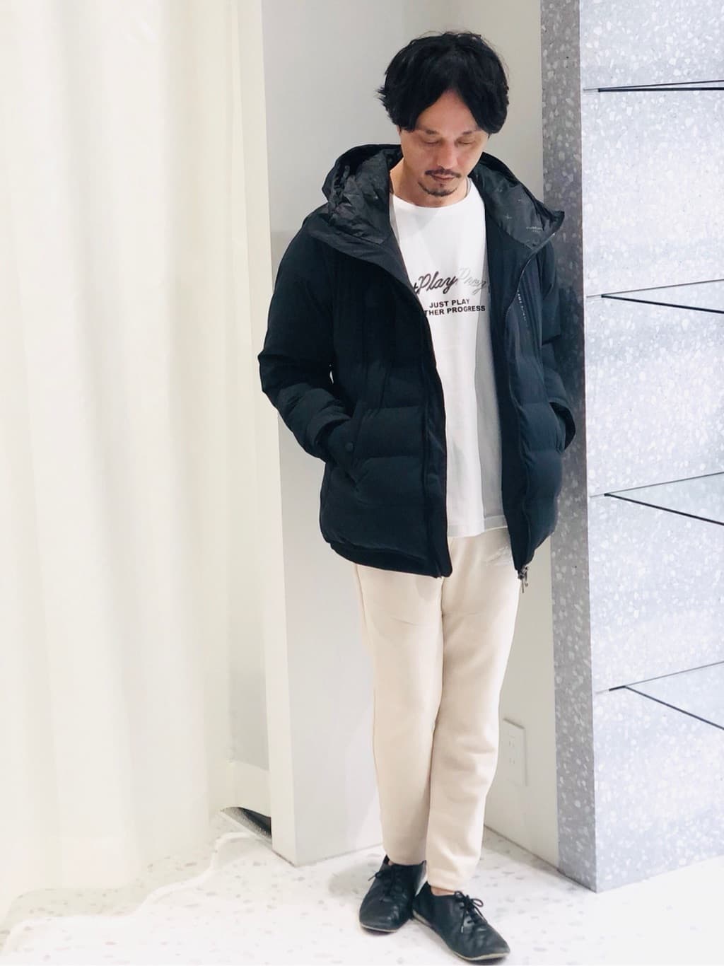 MEN'S BIGIのグラデーション刺繍Tシャツを使ったコーディネートを紹介します。｜Rakuten Fashion(楽天ファッション／旧楽天ブランドアベニュー)2141638