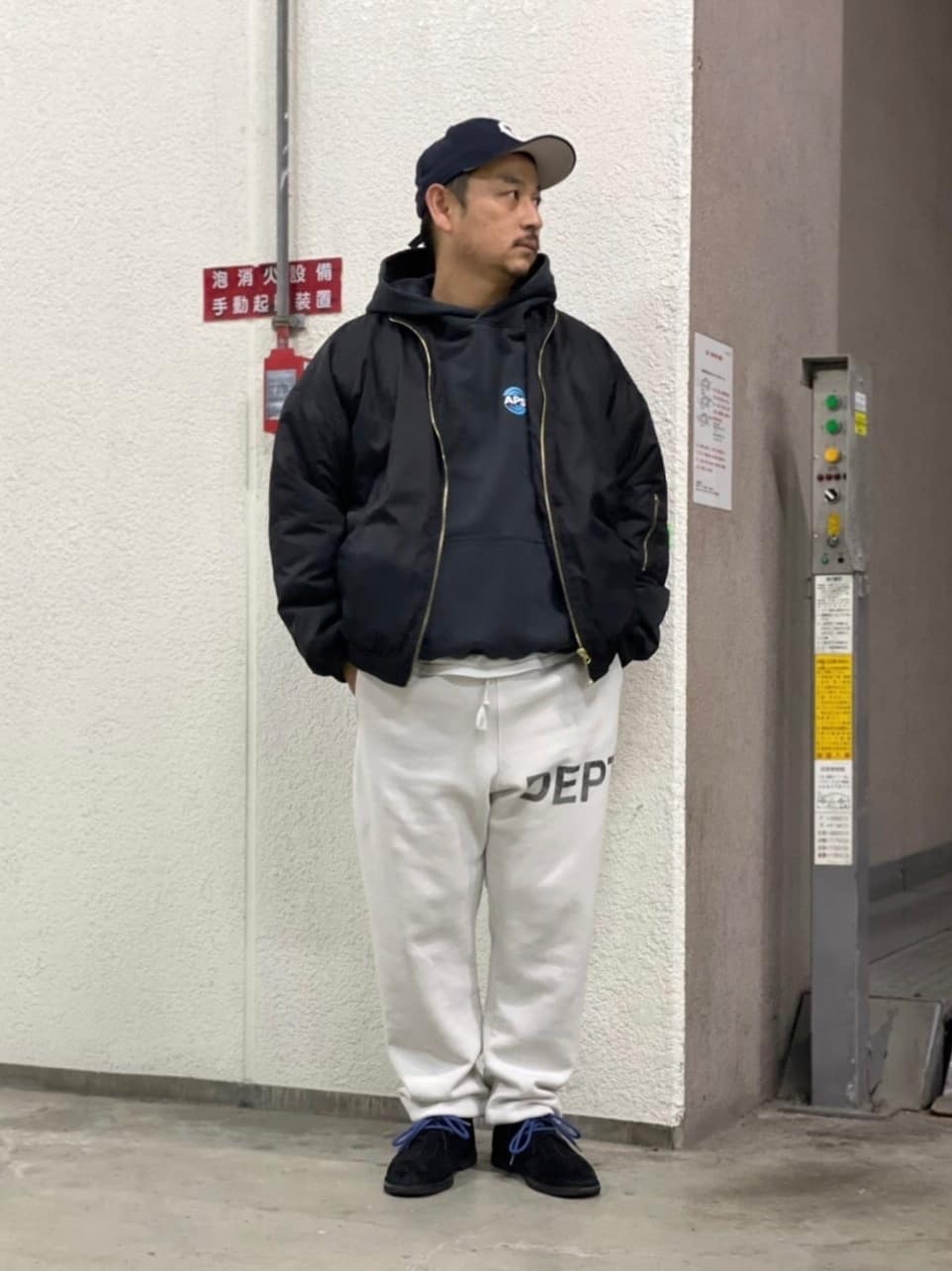 WISMのコーディネートを紹介します。｜Rakuten Fashion(楽天ファッション／旧楽天ブランドアベニュー)2145997