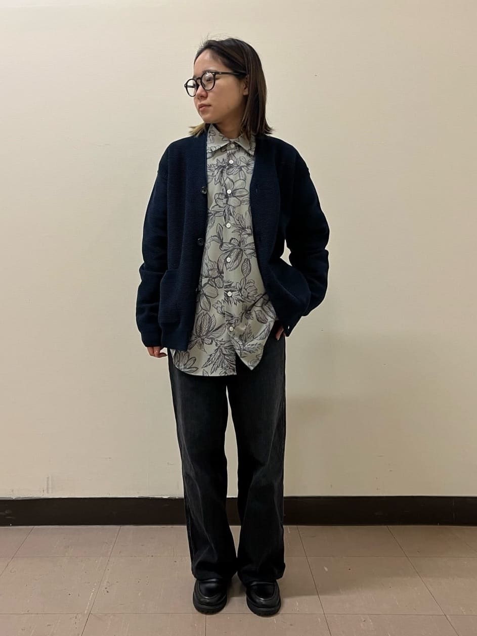 TAKEO KIKUCHIのフラワーモチーフ シャツを使ったコーディネートを紹介します。｜Rakuten Fashion(楽天ファッション／旧楽天ブランドアベニュー)2208125