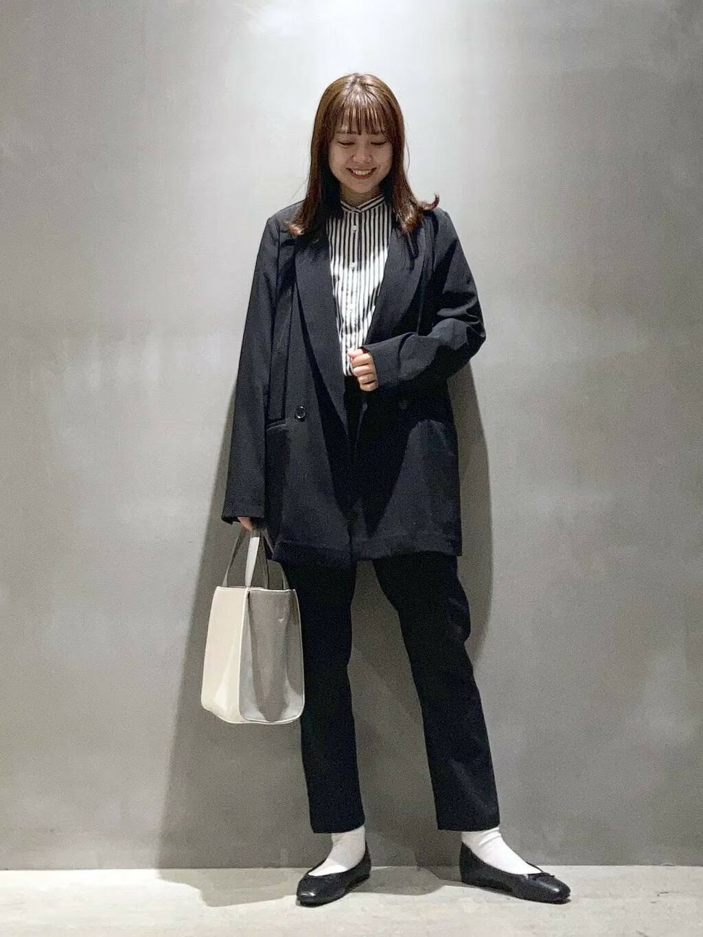 LAKOLEのスクエアトゥバレエシューズを使ったコーディネートを紹介します。｜Rakuten Fashion(楽天ファッション／旧楽天ブランドアベニュー)2210891