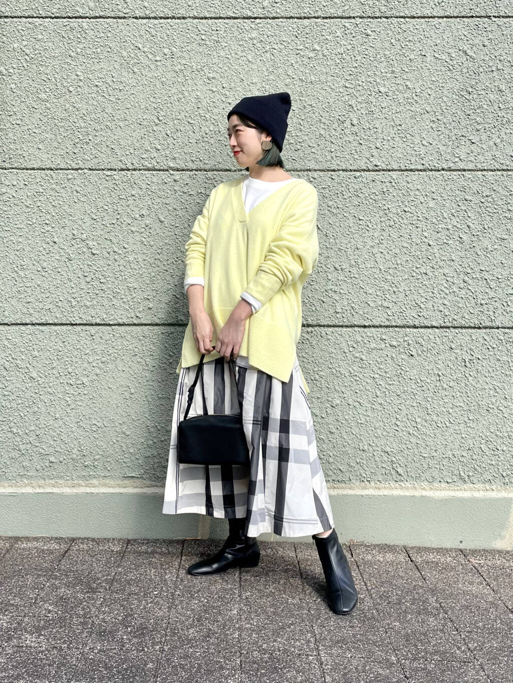 URBAN RESEARCH ITEMSのFF Classic Knit Beanieを使ったコーディネートを紹介します。｜Rakuten Fashion(楽天ファッション／旧楽天ブランドアベニュー)2223376