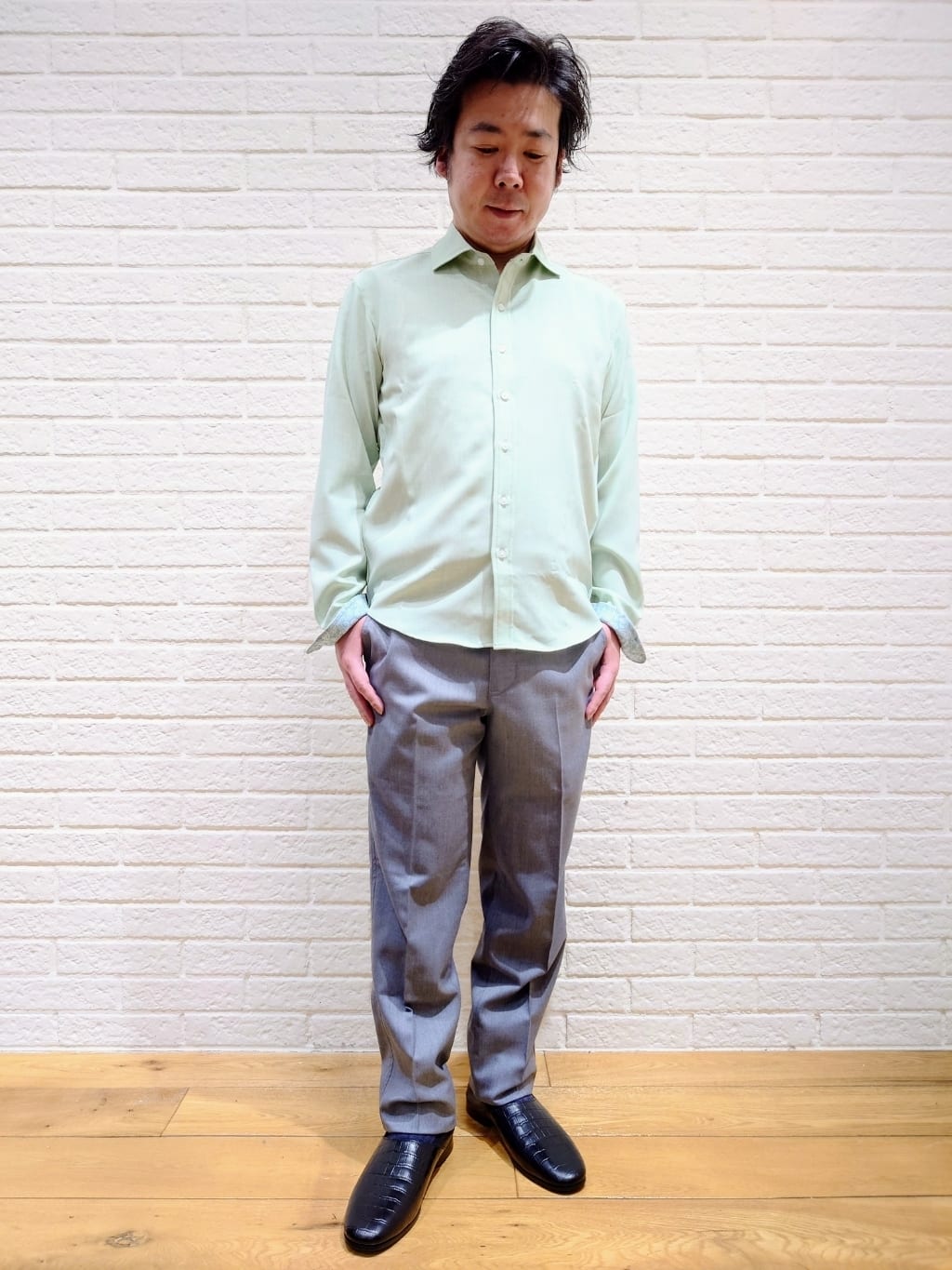 MEN'S BIGIのリネンライクストレッチシャツを使ったコーディネートを紹介します。｜Rakuten Fashion(楽天ファッション／旧楽天ブランドアベニュー)2239306