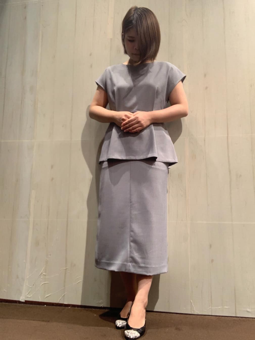 TAKA-Qの麻調合繊 タイトスカート(セットアップ可能)を使ったコーディネートを紹介します。｜Rakuten Fashion(楽天ファッション／旧楽天ブランドアベニュー)2245927