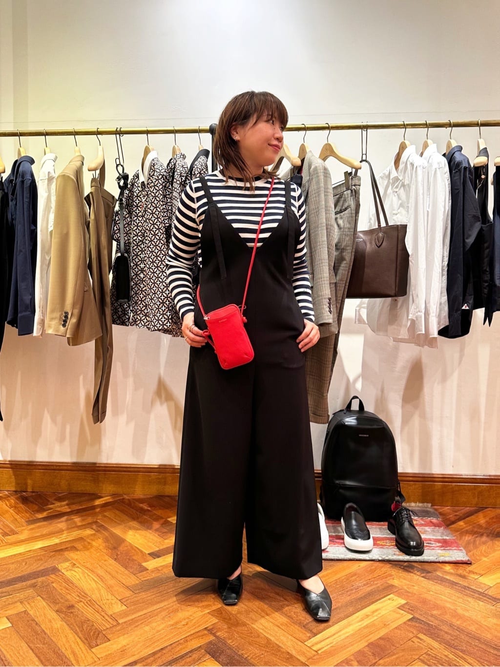 DRESSTERIORのダブルクロスサロペットを使ったコーディネート