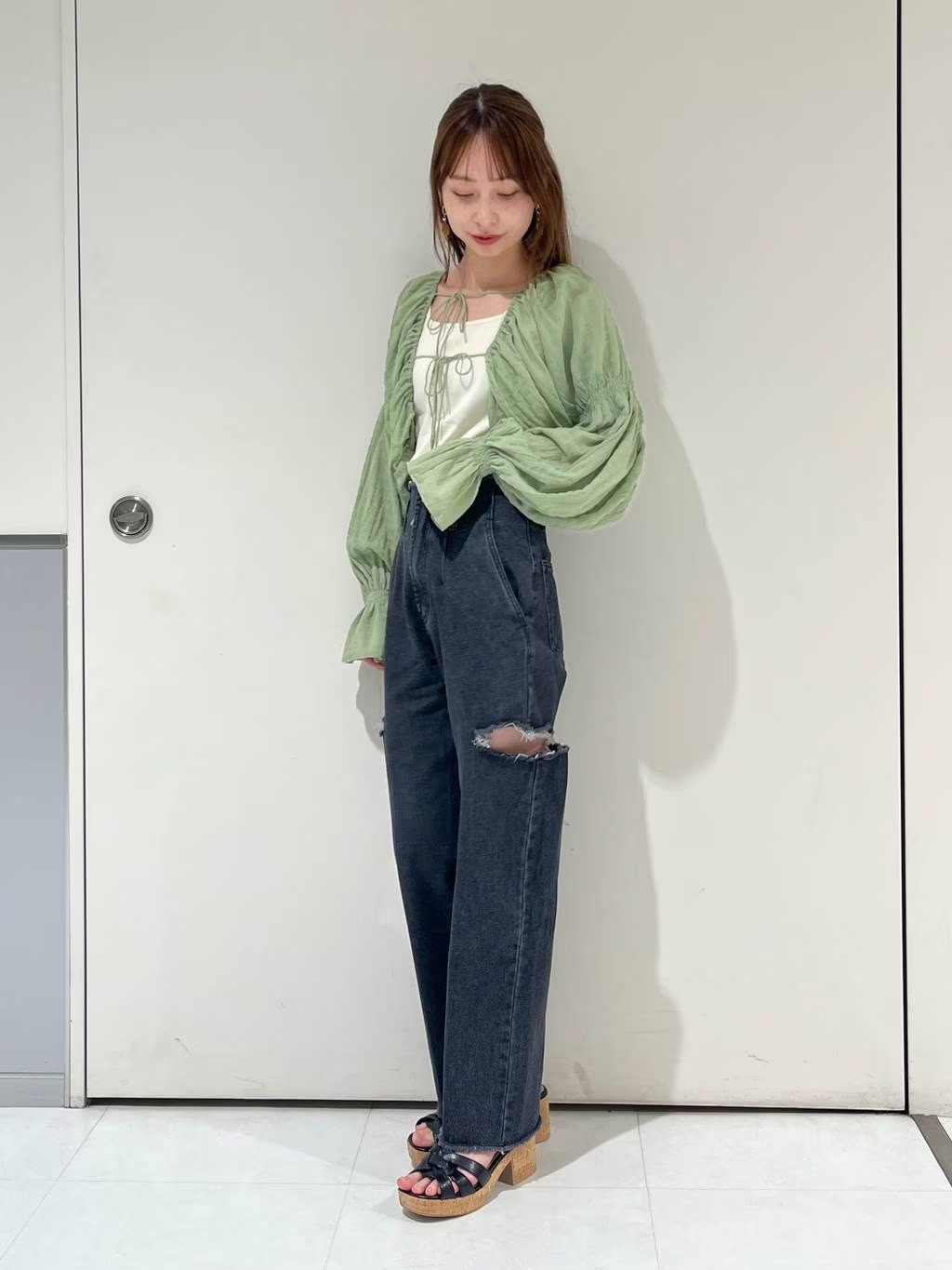 mysty womanの前後2WAYテレコタンクを使ったコーディネートを紹介します。｜Rakuten Fashion(楽天ファッション／旧楽天ブランドアベニュー)2293723