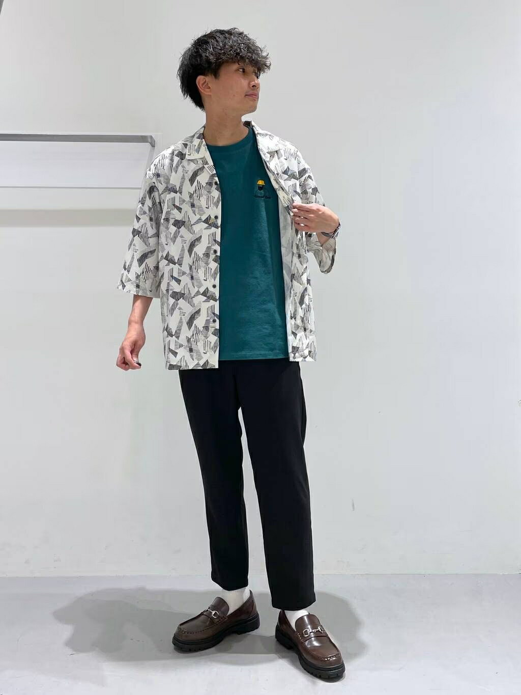 LAKOLEのタンクソールビットローファーを使ったコーディネートを紹介します。｜Rakuten Fashion(楽天ファッション／旧楽天ブランドアベニュー)2294507