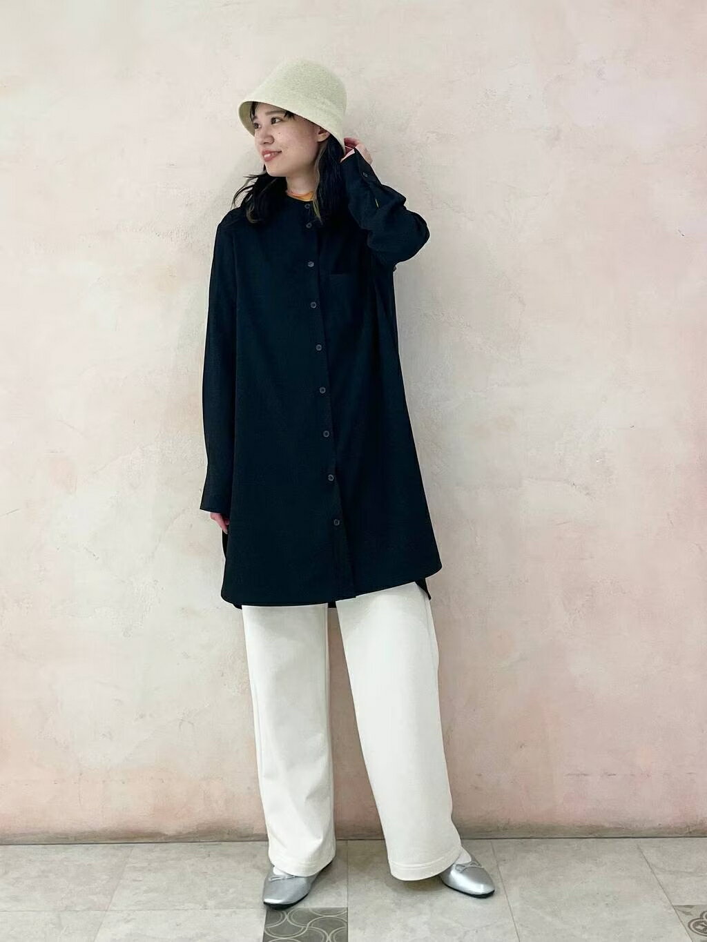 LAKOLEのスクエアトゥバレエシューズを使ったコーディネートを紹介します。｜Rakuten Fashion(楽天ファッション／旧楽天ブランドアベニュー)2312163