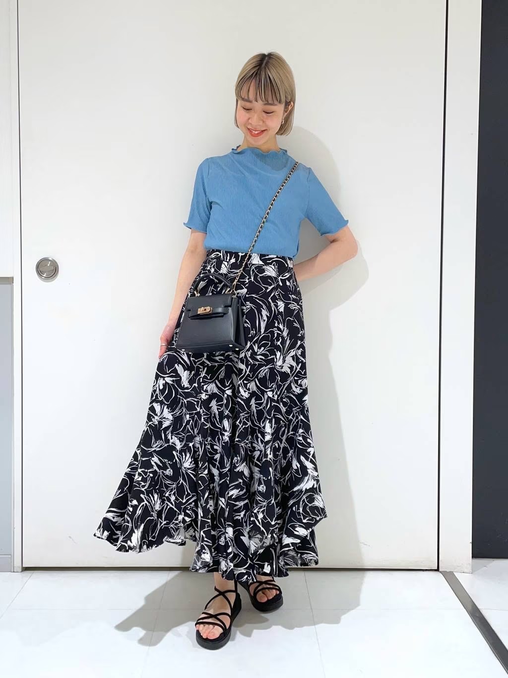 mysty womanのコーディネートを紹介します。｜Rakuten Fashion(楽天ファッション／旧楽天ブランドアベニュー)2356504