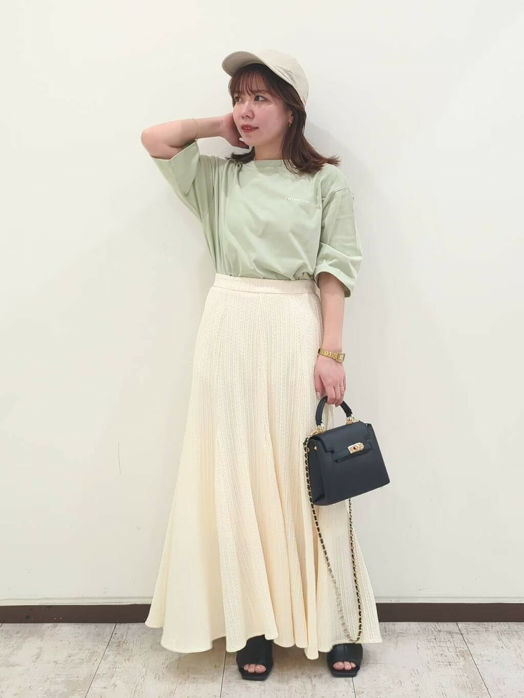 mysty womanのコーディネートを紹介します。｜Rakuten Fashion(楽天ファッション／旧楽天ブランドアベニュー)2356510