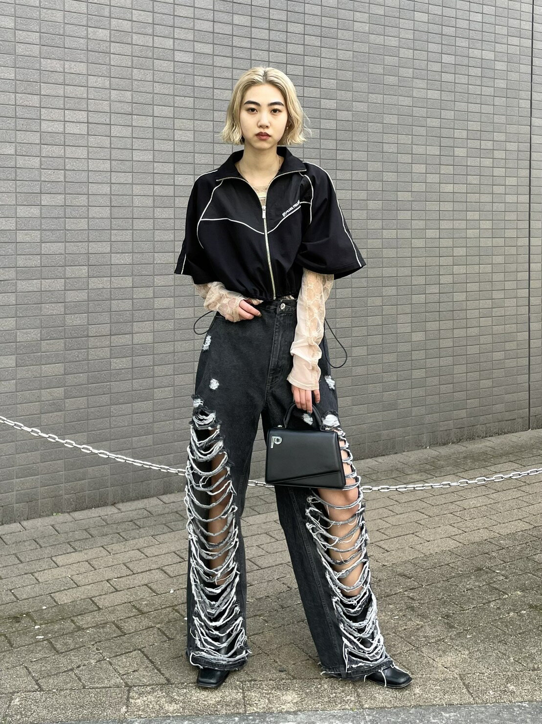 PRANK PROJECTのロゴプレートミニサッチェルバッグ / Logo Plate Mini Satchel Bagを使ったコーディネートを紹介します。｜Rakuten Fashion(楽天ファッション／旧楽天ブランドアベニュー)2396281