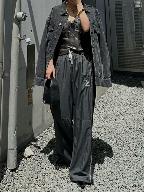 PRANK PROJECTのメタリックレースキャミソール / Metallic Lace Camisoleを使ったコーディネートを紹介します。｜Rakuten Fashion(楽天ファッション／旧楽天ブランドアベニュー)2405260