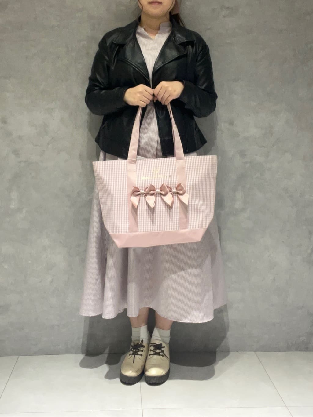 Maison de FLEURのコーディネートを紹介します。｜Rakuten Fashion(楽天ファッション／旧楽天ブランドアベニュー)2411491