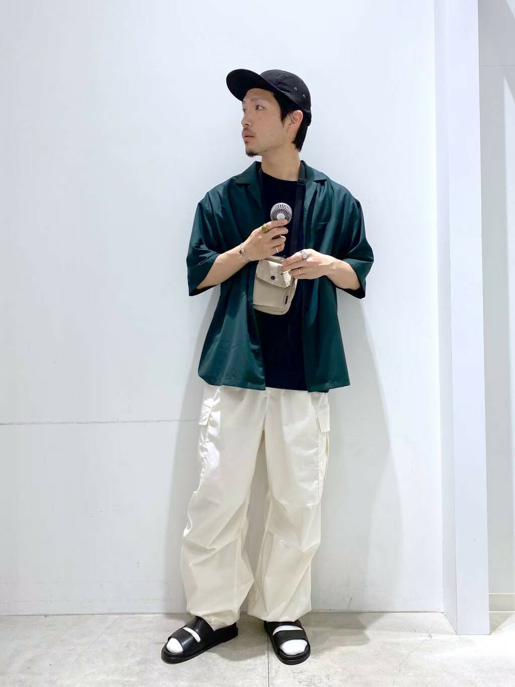 LAKOLEのコーディネートを紹介します。｜Rakuten Fashion(楽天ファッション／旧楽天ブランドアベニュー)2416854