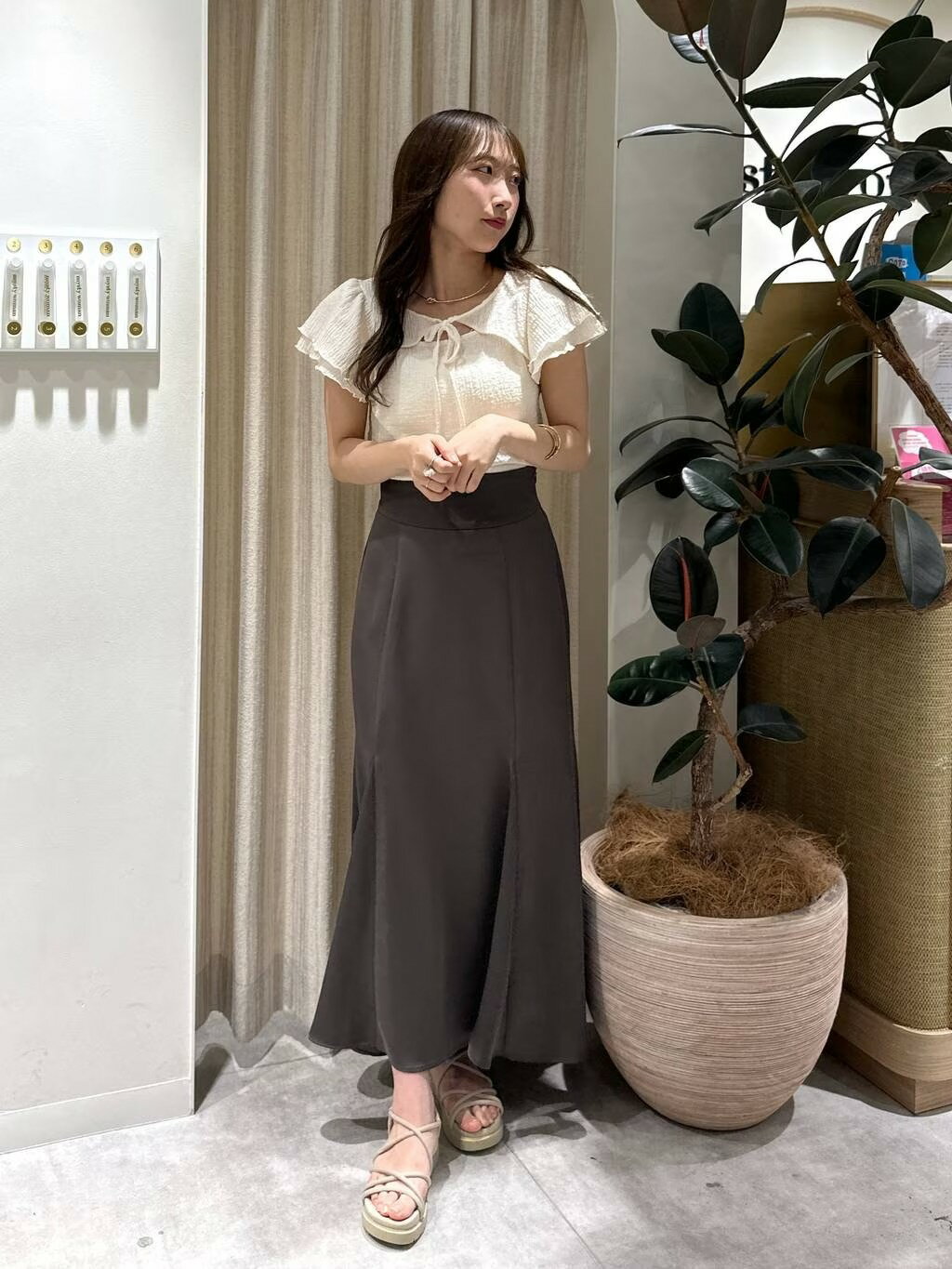 mysty womanのコーディネートを紹介します。｜Rakuten Fashion(楽天ファッション／旧楽天ブランドアベニュー)2435547