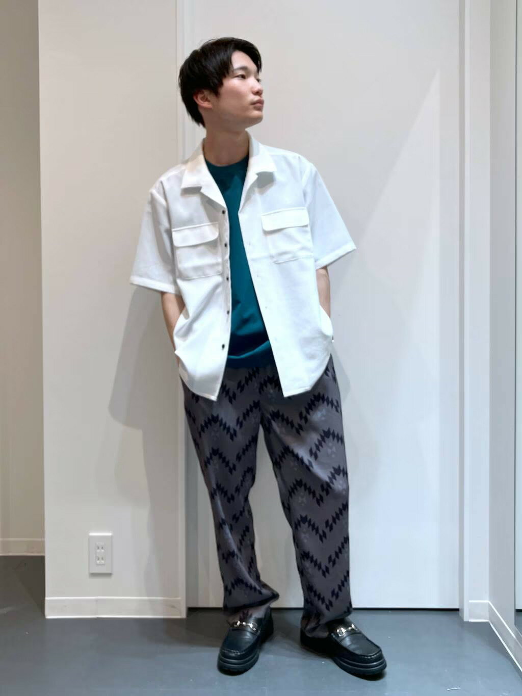 LAKOLEのタンクソールビットローファーを使ったコーディネートを紹介します。｜Rakuten Fashion(楽天ファッション／旧楽天ブランドアベニュー)2449403