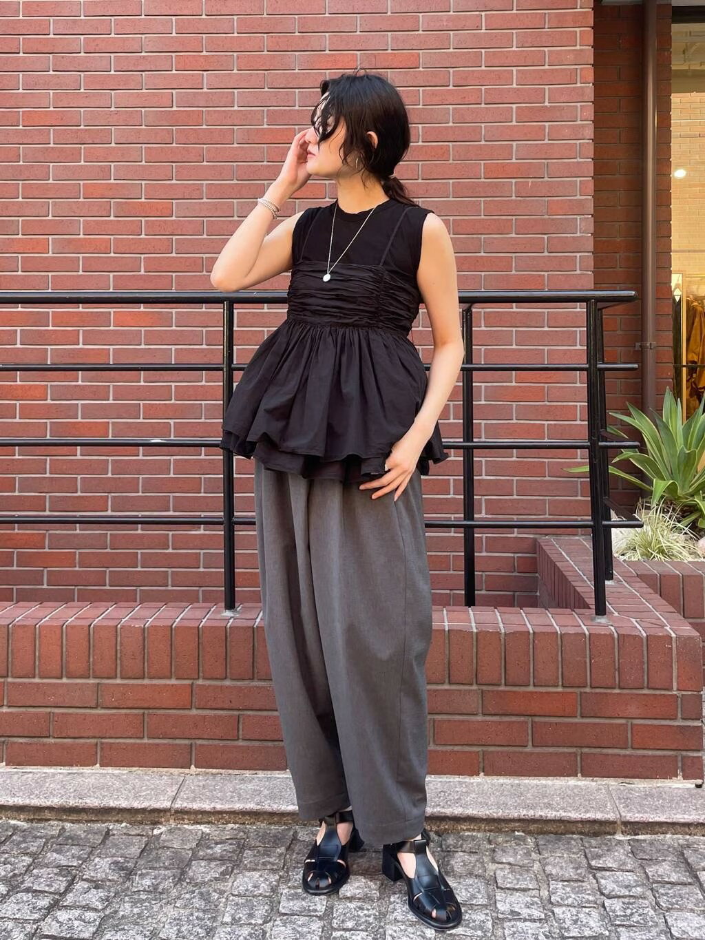 Curensologyのコーディネートを紹介します。｜Rakuten Fashion(楽天ファッション／旧楽天ブランドアベニュー)2452815