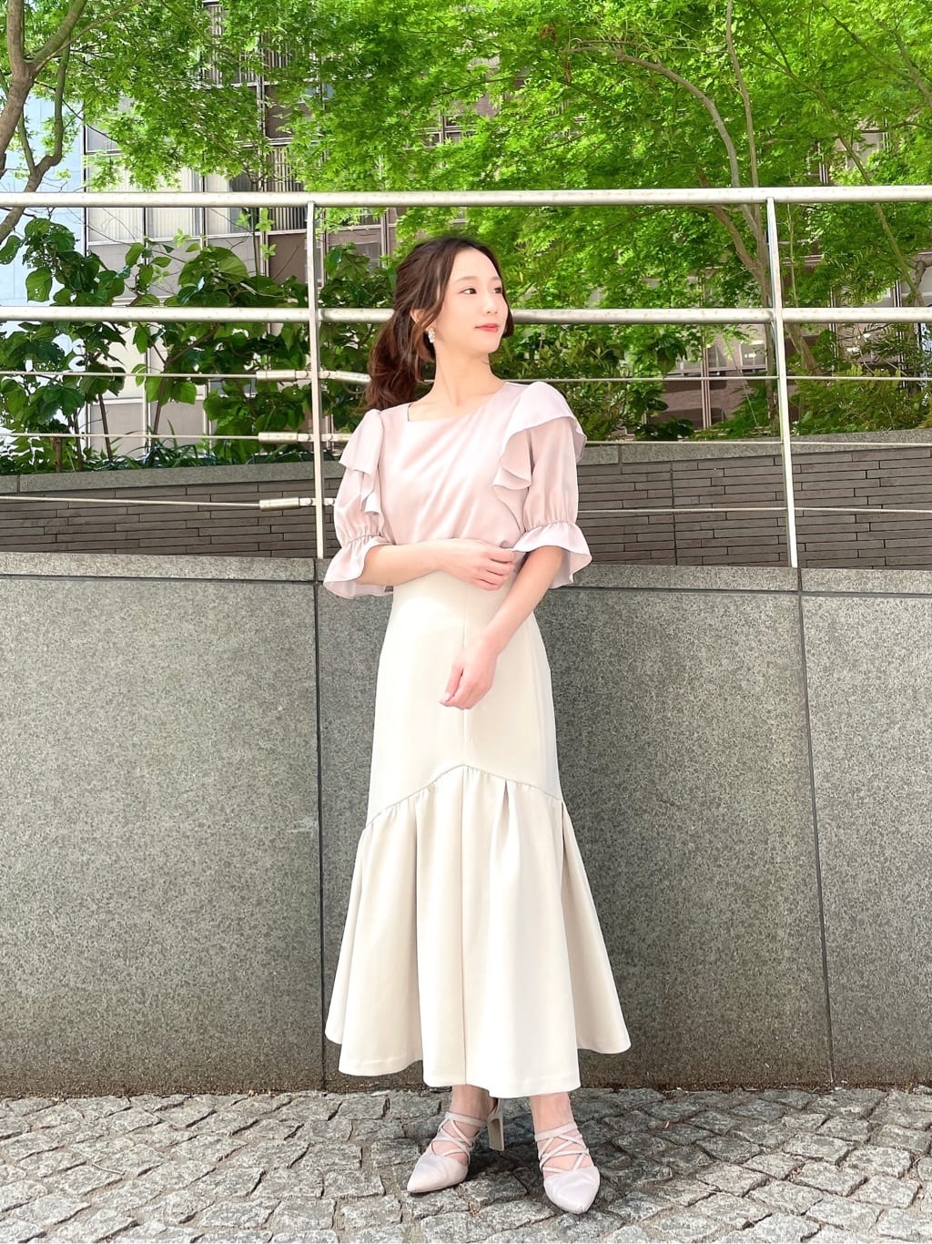 PROPORTION BODY DRESSINGの|美人百花5月号掲載 タイアップ休井美郷さん着用商品|クロスアッパーパンプスを使ったコーディネートを紹介します。｜Rakuten Fashion(楽天ファッション／旧楽天ブランドアベニュー)2476055