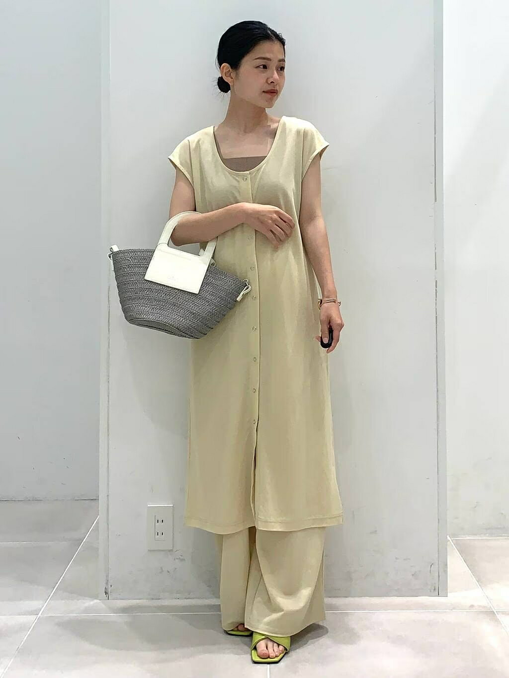 LAKOLEのコーディネートを紹介します。｜Rakuten Fashion(楽天ファッション／旧楽天ブランドアベニュー)2482081