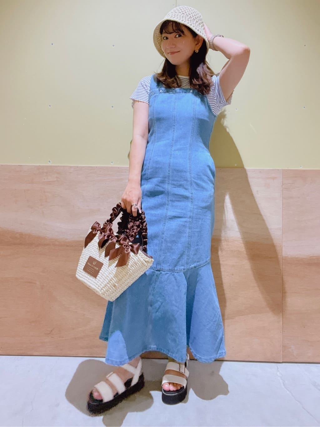 Green ParksのORientalTRaffic 厚底ストラップサンダルを使ったコーディネートを紹介します。｜Rakuten Fashion(楽天ファッション／旧楽天ブランドアベニュー)2491976