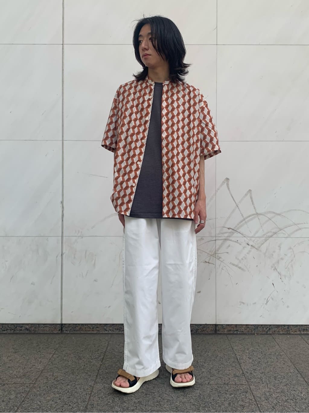 417 EDIFICEのコーディネートを紹介します。｜Rakuten Fashion(楽天ファッション／旧楽天ブランドアベニュー)2492200