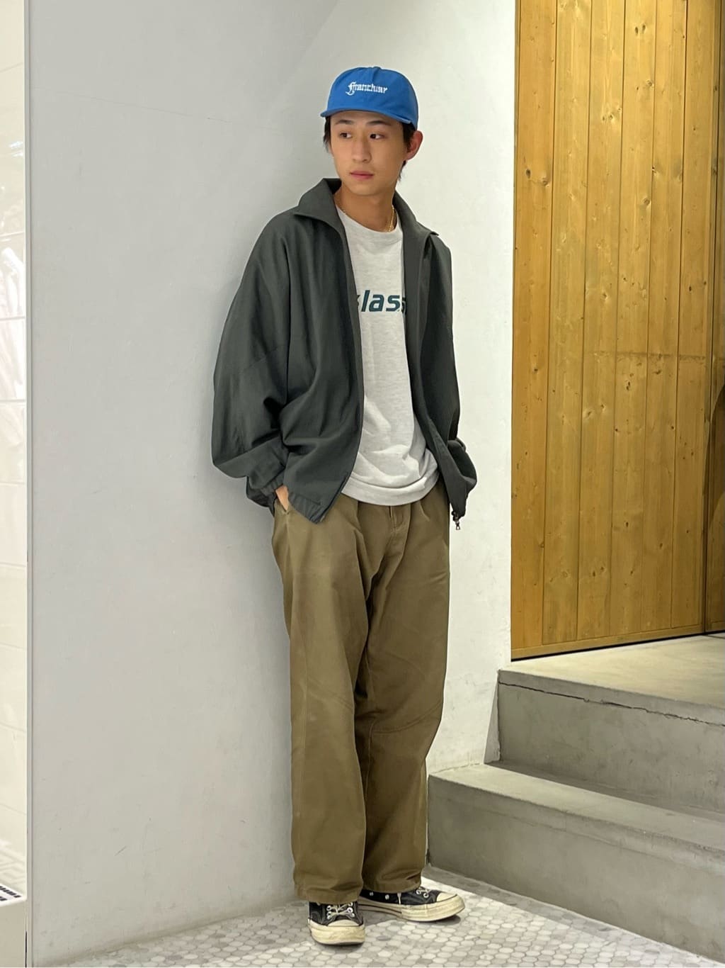 WISMのコーディネートを紹介します。｜Rakuten Fashion(楽天ファッション／旧楽天ブランドアベニュー)2510465