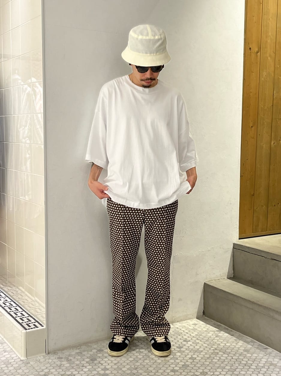 WISMのコーディネートを紹介します。｜Rakuten Fashion(楽天ファッション／旧楽天ブランドアベニュー)2541374