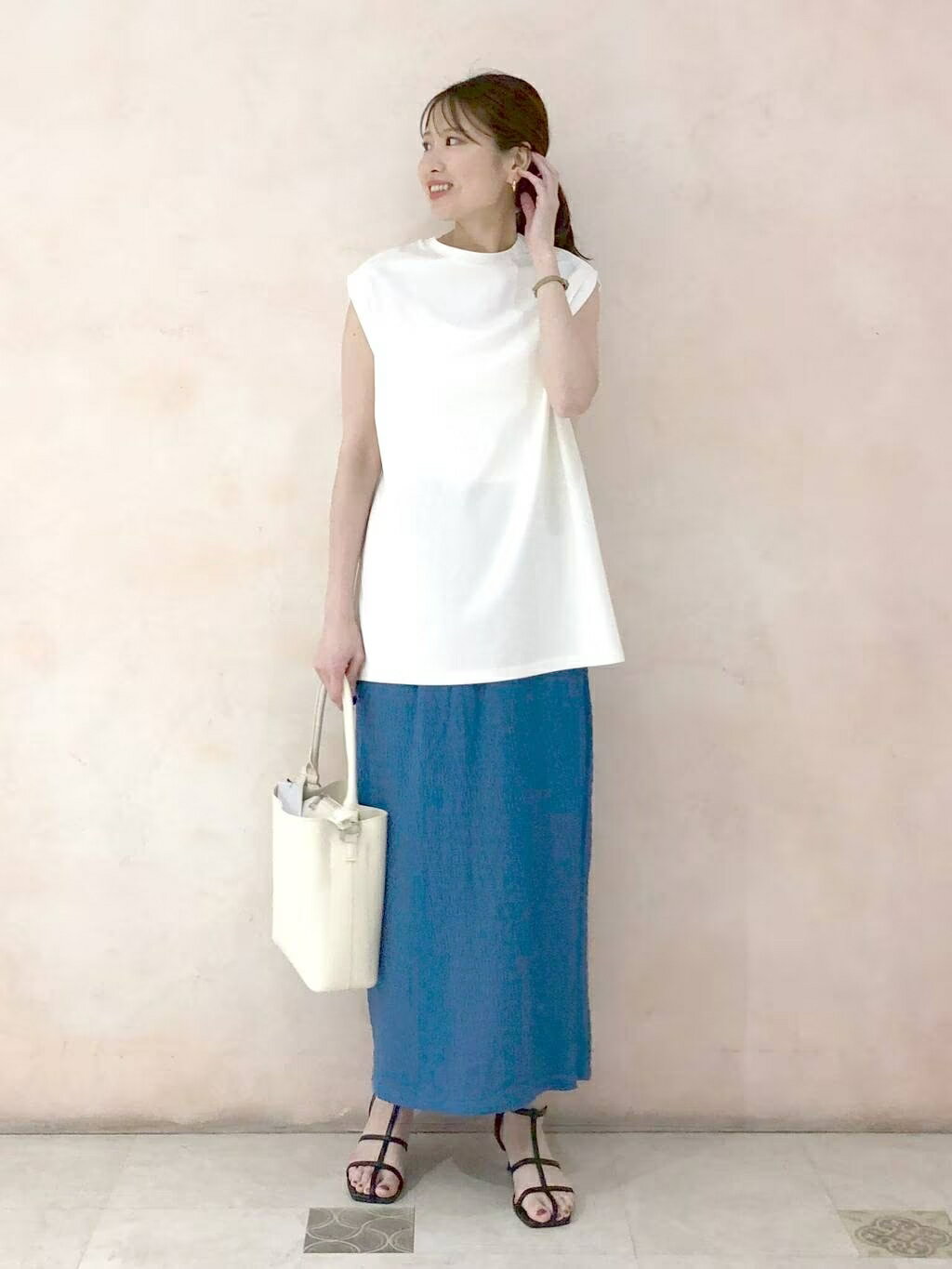 LAKOLEのコーディネートを紹介します。｜Rakuten Fashion(楽天ファッション／旧楽天ブランドアベニュー)2582915