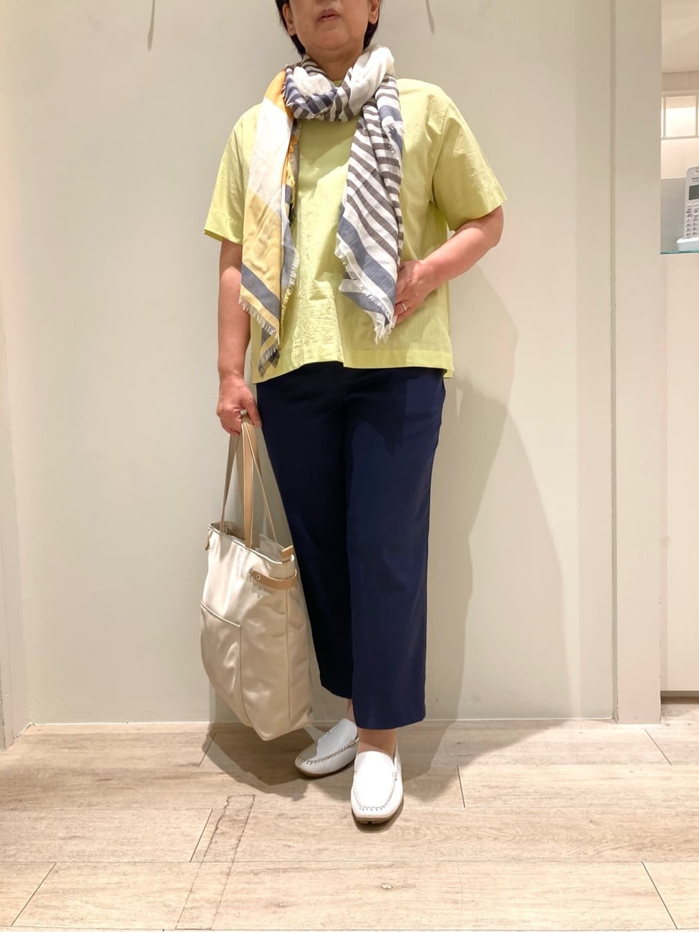 NEWYORKERのコットンタイプライター プルオーバーブラウスを使ったコーディネートを紹介します。｜Rakuten Fashion(楽天ファッション／旧楽天ブランドアベニュー)2601047