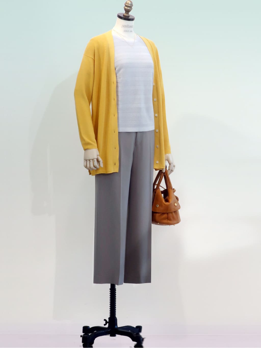 NEWYORKERのコーディネートを紹介します。｜Rakuten Fashion(楽天ファッション／旧楽天ブランドアベニュー)2603748