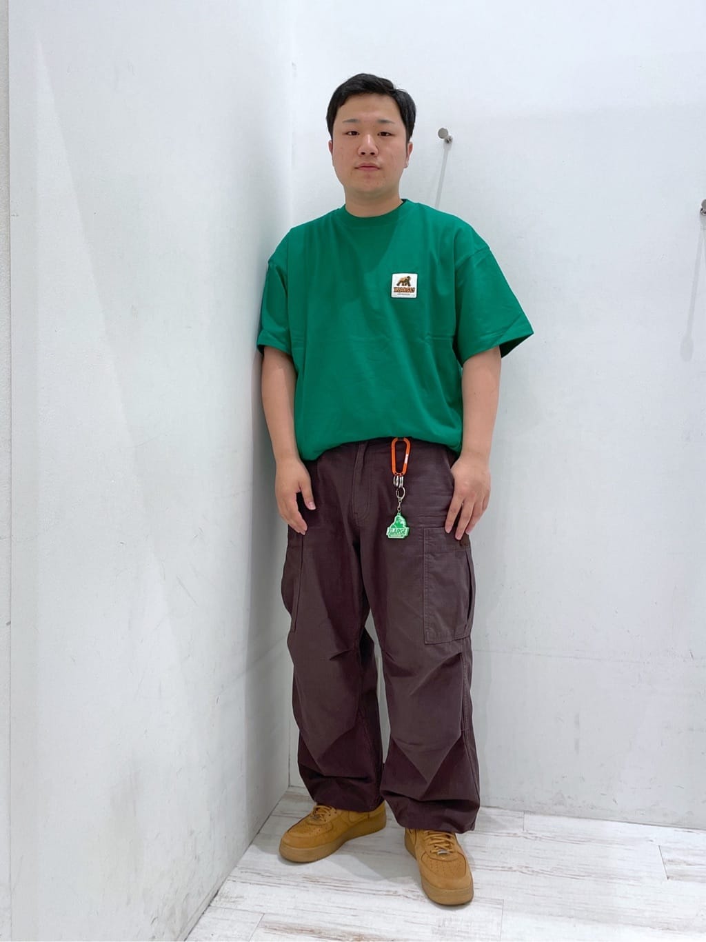 XLARGEのOVERDYED WIDE LEG CARGO PANTS カーゴパンツ XLARGEを使った