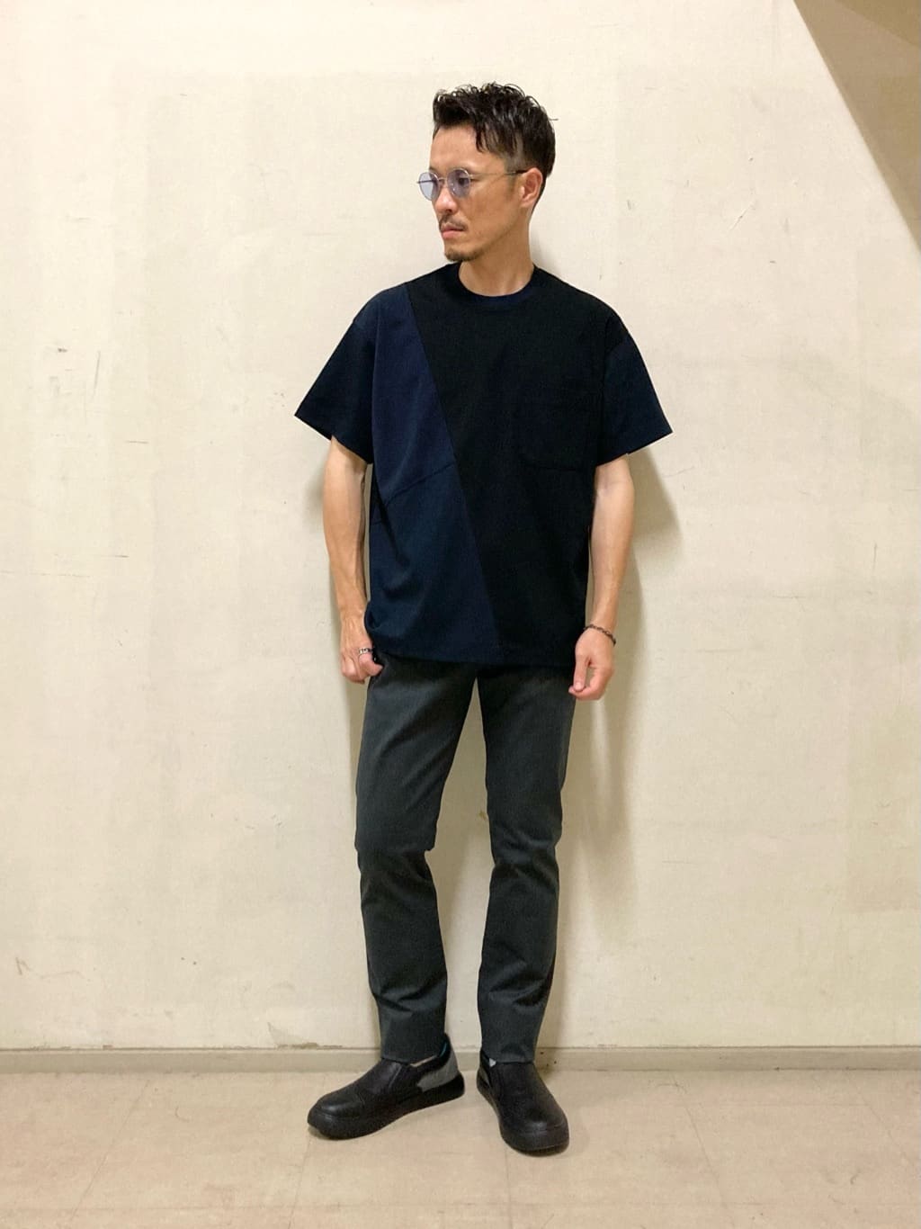 TAKEO KIKUCHIの【Sサイズ~】ブロッキングデザイン 半袖Tシャツを使っ