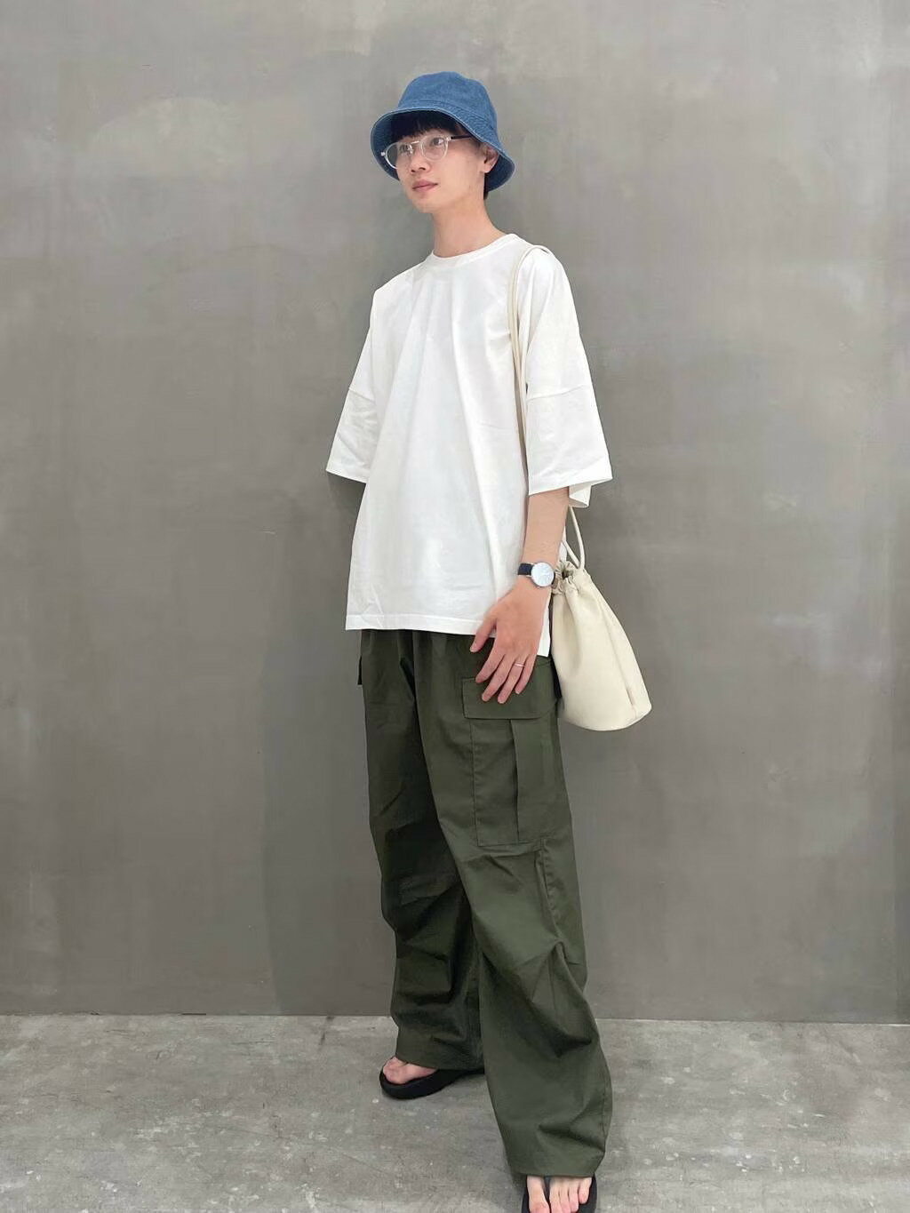 LAKOLEのツイルバケットハットを使ったコーディネートを紹介します。｜Rakuten Fashion(楽天ファッション／旧楽天ブランドアベニュー)2633047