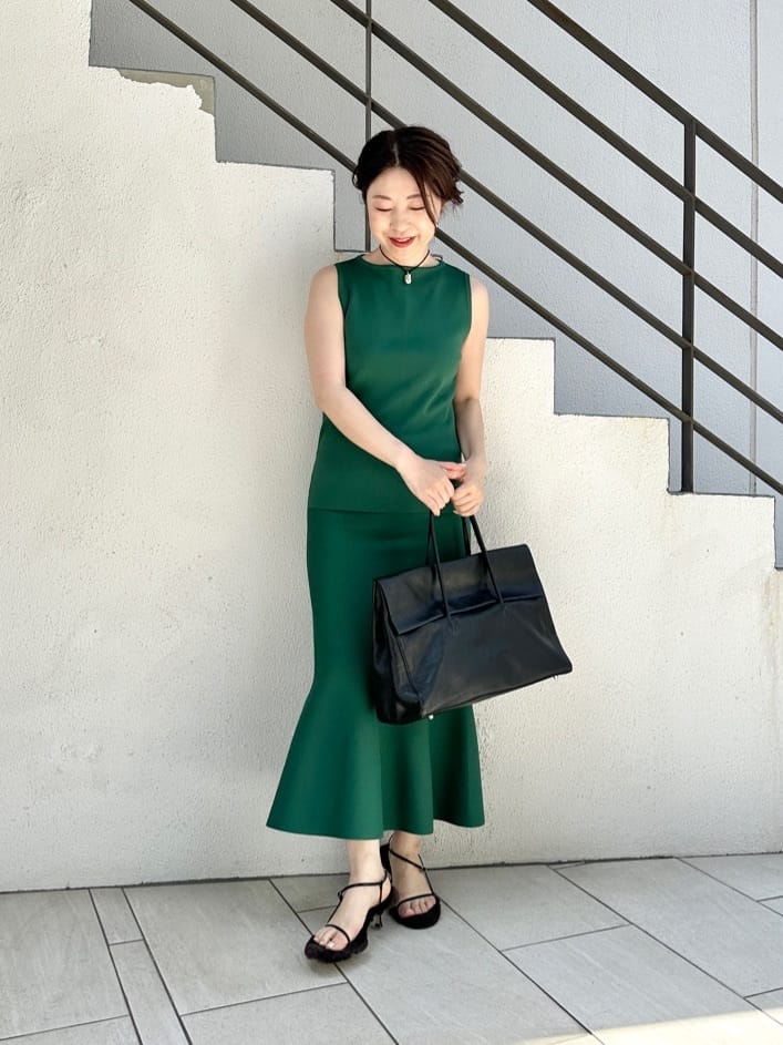 Whim Gazetteの【Hoaw.】フラップボストンバッグを使った 