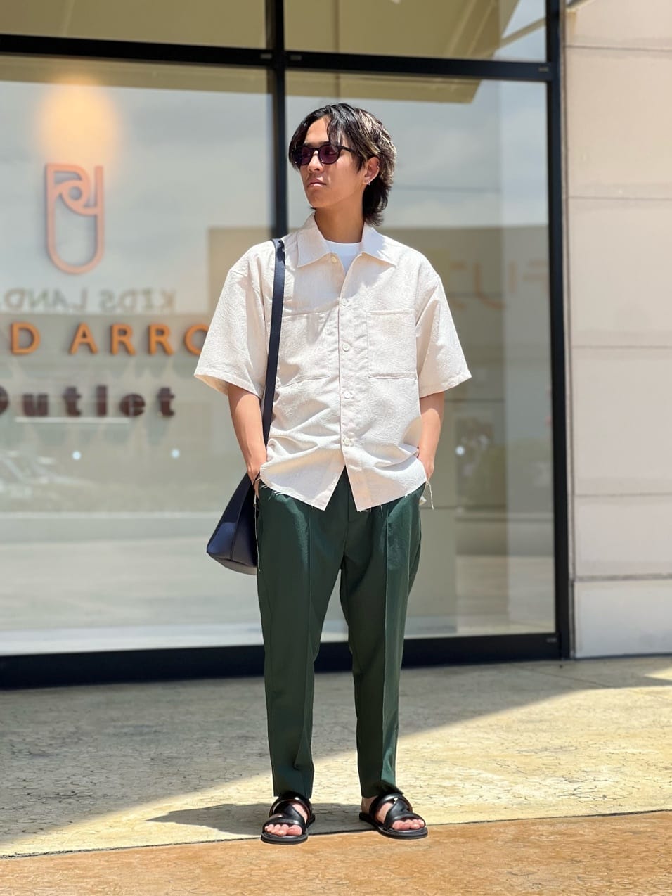 UNITED ARROWS LTD. OUTLETのKANGOL パッチワーク Tシャツ<A DAY IN THE LIFE>を使ったコーディネートを紹介します。｜Rakuten Fashion(楽天ファッション／旧楽天ブランドアベニュー)2659221