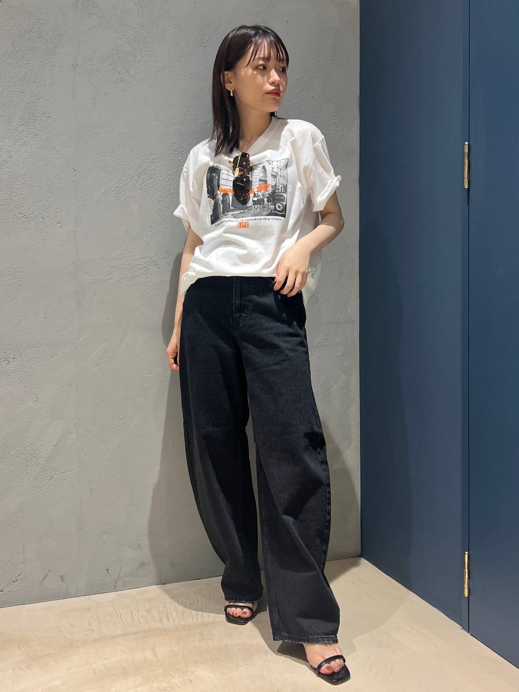 Curensologyの<&RC>カーヴィーデニムパンツを使ったコーディネートを紹介します。｜Rakuten Fashion(楽天ファッション／旧楽天ブランドアベニュー)2669869