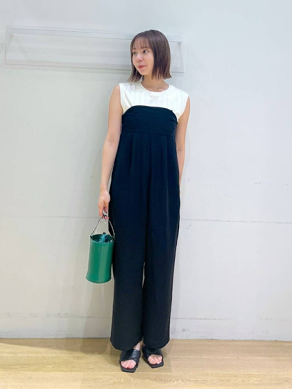 LAKOLEのコーディネートを紹介します。｜Rakuten Fashion(楽天ファッション／旧楽天ブランドアベニュー)2700513