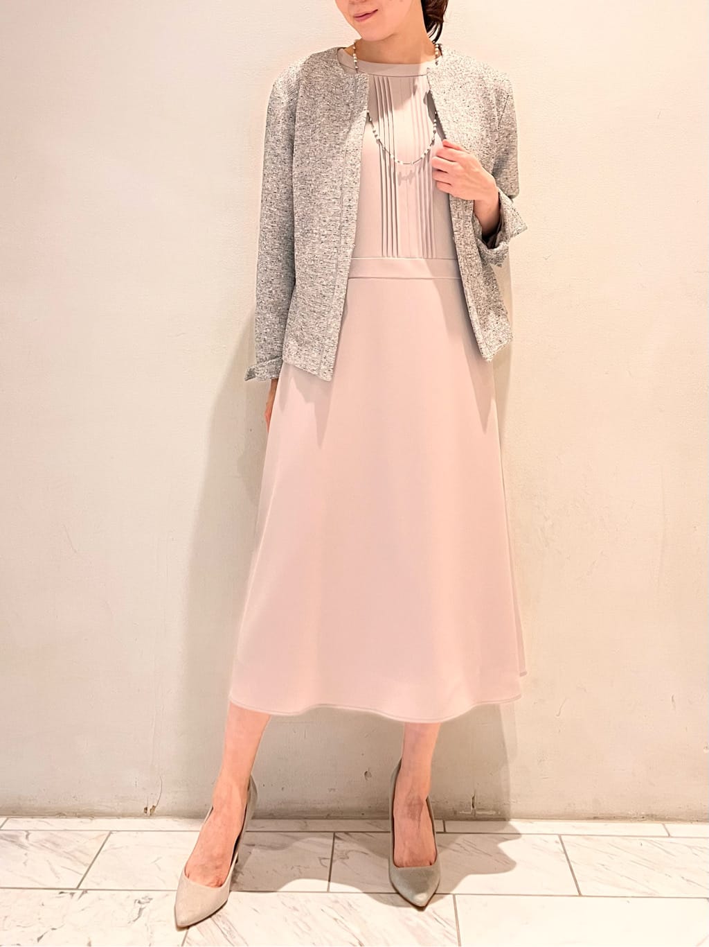 NEWYORKER L-SIZEのインレイツィード ノーカラージャケットを使ったコーディネートを紹介します。｜Rakuten Fashion(楽天ファッション／旧楽天ブランドアベニュー)2700757