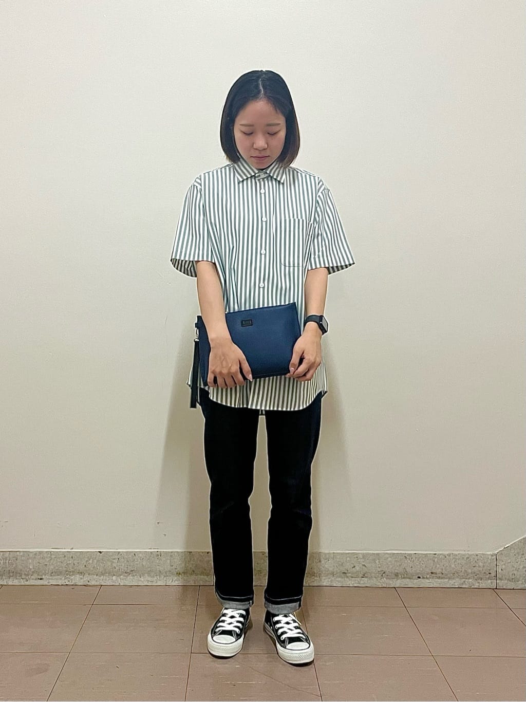 TAKEO KIKUCHIのスプリットレザー クラッチバッグを使ったコーディネートを紹介します。｜Rakuten Fashion(楽天ファッション／旧楽天ブランドアベニュー)2708876