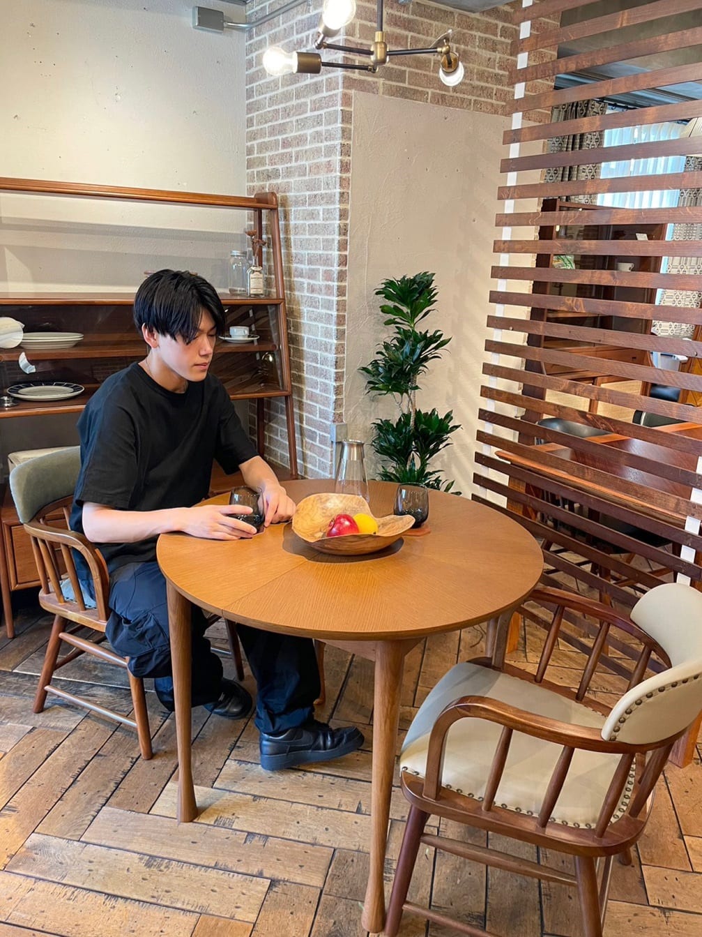 journal standard FurnitureのLEATHER COASTER CML レザーコースター キャメルを使ったコーディネートを紹介します。｜Rakuten Fashion(楽天ファッション／旧楽天ブランドアベニュー)2723472