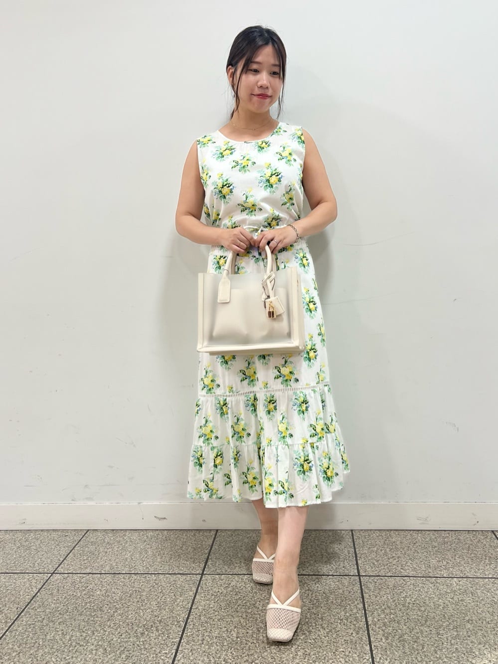 LAURA ASHLEYのコーディネートを紹介します。｜Rakuten Fashion(楽天ファッション／旧楽天ブランドアベニュー)2733276