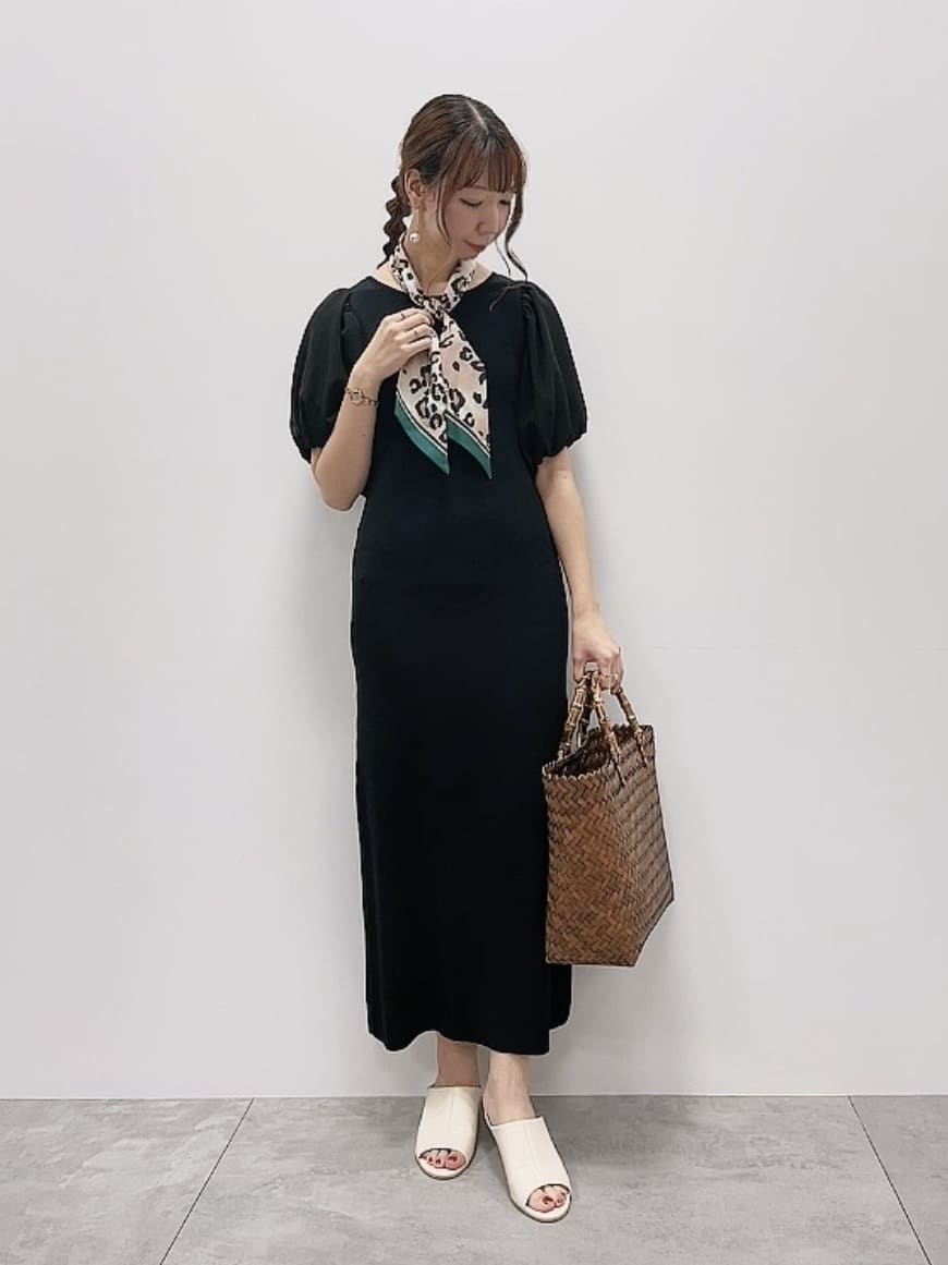 アルテア レディース ワンピース トップス Midi dresses Black-