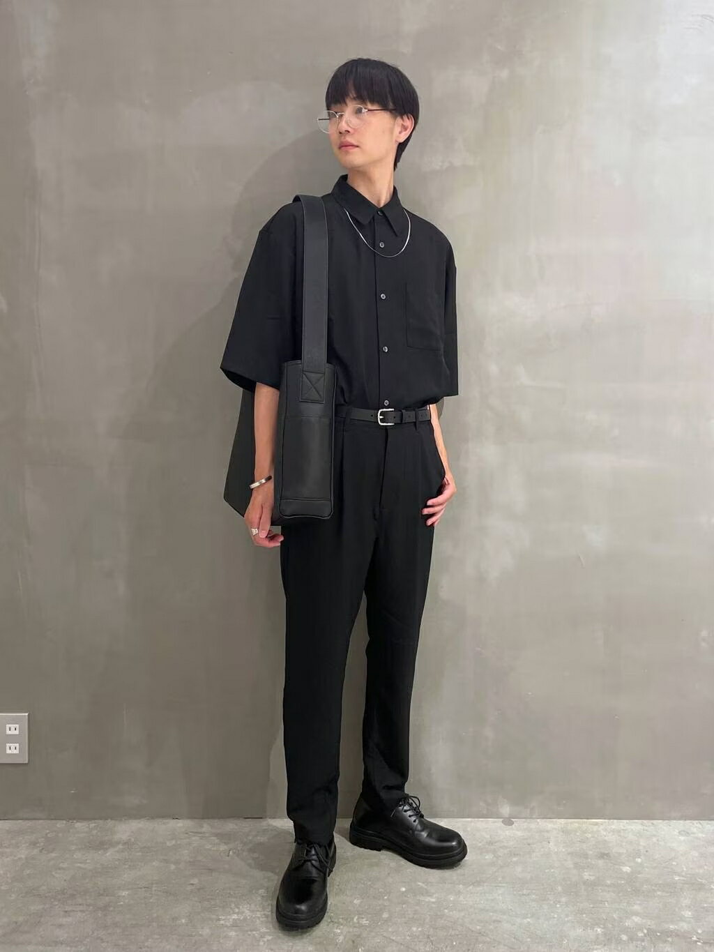 LAKOLEのベーシックレザーベルトを使ったコーディネートを紹介します。｜Rakuten Fashion(楽天ファッション／旧楽天ブランドアベニュー)2796622