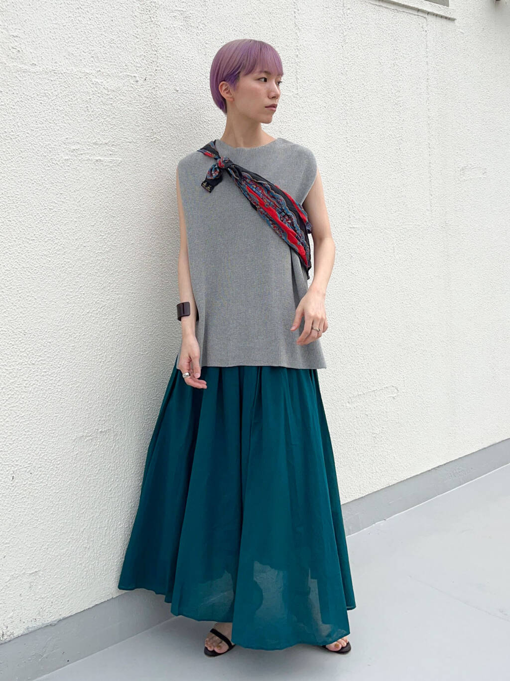 URBAN RESEARCH ROSSOのコーディネートを紹介します。｜Rakuten Fashion(楽天ファッション／旧楽天ブランドアベニュー)2810203
