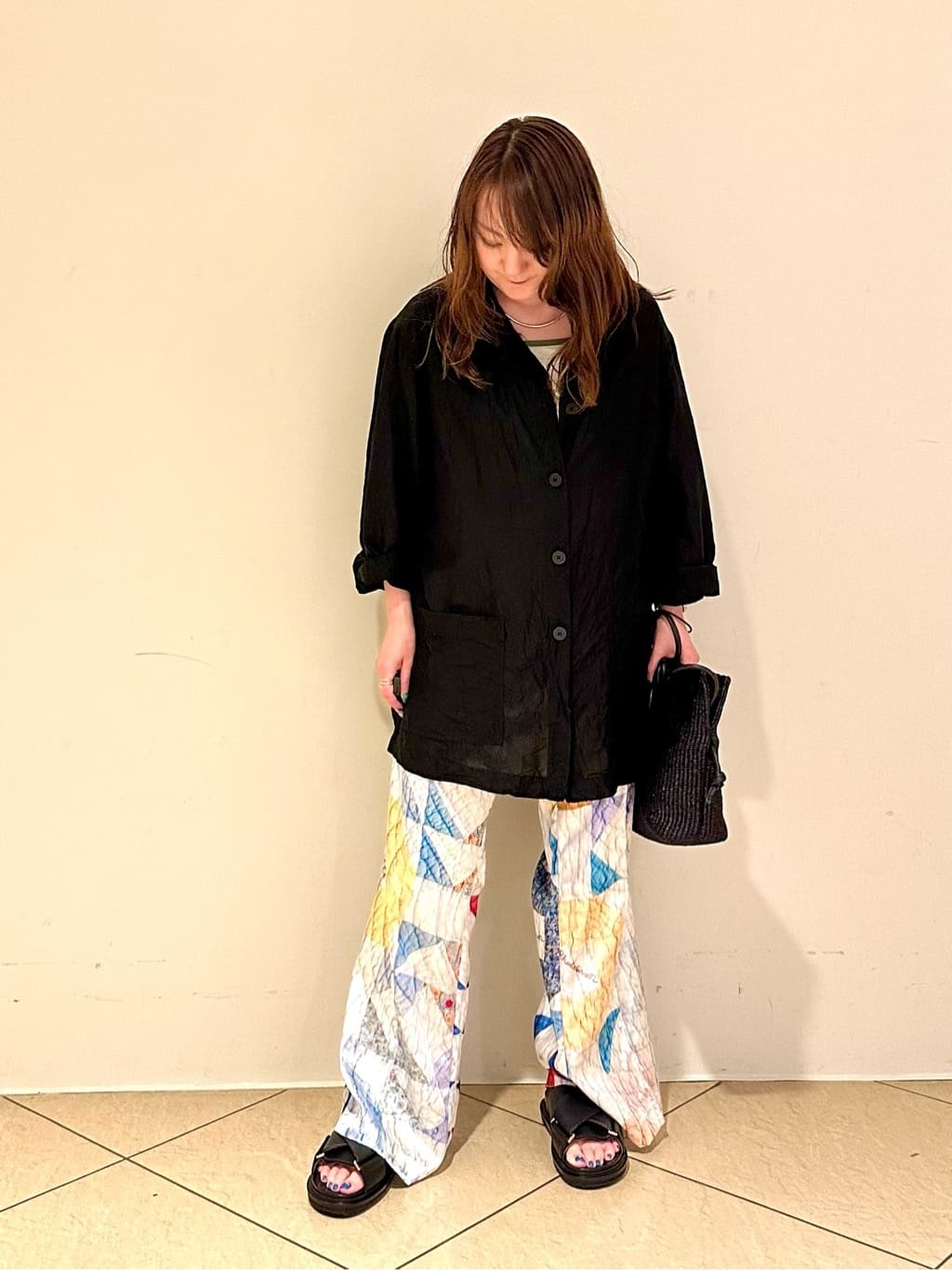 NANO universeのarron/巾着 ショルダーバッグを使ったコーディネートを紹介します。｜Rakuten Fashion(楽天ファッション／旧楽天ブランドアベニュー)2822799