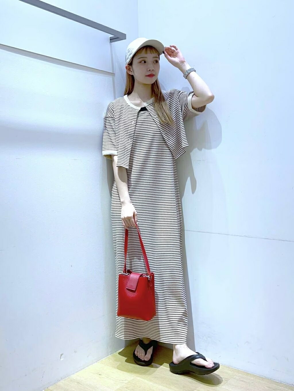 LAKOLEのコーディネートを紹介します。｜Rakuten Fashion(楽天ファッション／旧楽天ブランドアベニュー)2831976