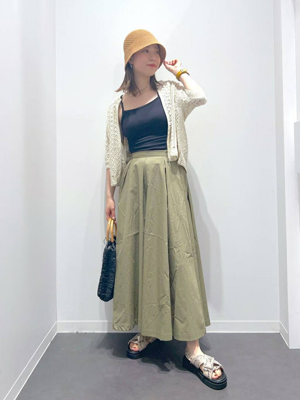 LAKOLEのコーディネートを紹介します。｜Rakuten Fashion(楽天ファッション／旧楽天ブランドアベニュー)2831982